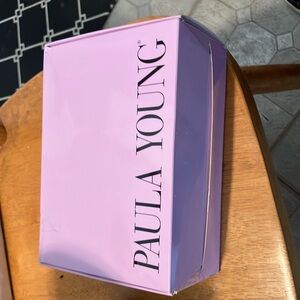New in box  never worn Paula Young  fall wig   Beautiful dark brown , semi curl